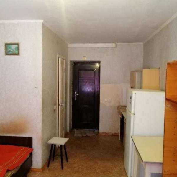 Продам очень дешевую кв. в доме гост. типа в р-не Коммунального рынка - View 3