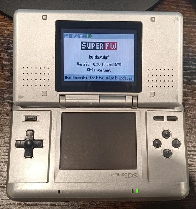 Cartucho SuperChis (SuperFW) - Corre Jogos Game Boy Advance (GBA)