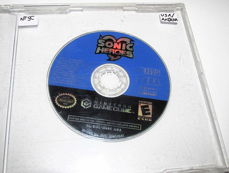 Sonic Heroes - Nintendo Game Cube (NTSC)