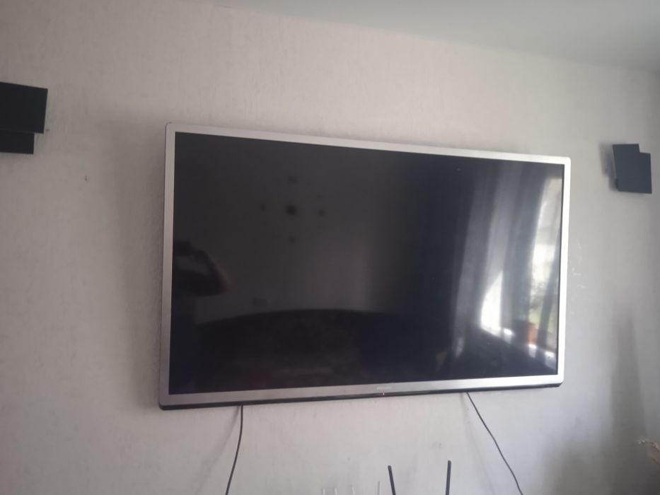 Телевизор PHILIPS 55' срочно