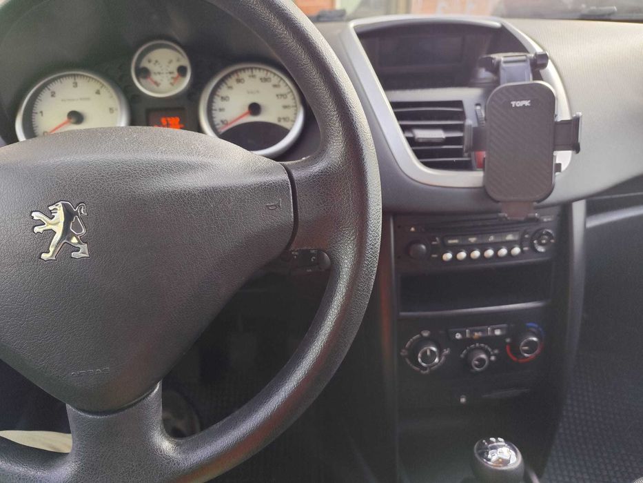 Peugeot 207 1.4 Gasóleo