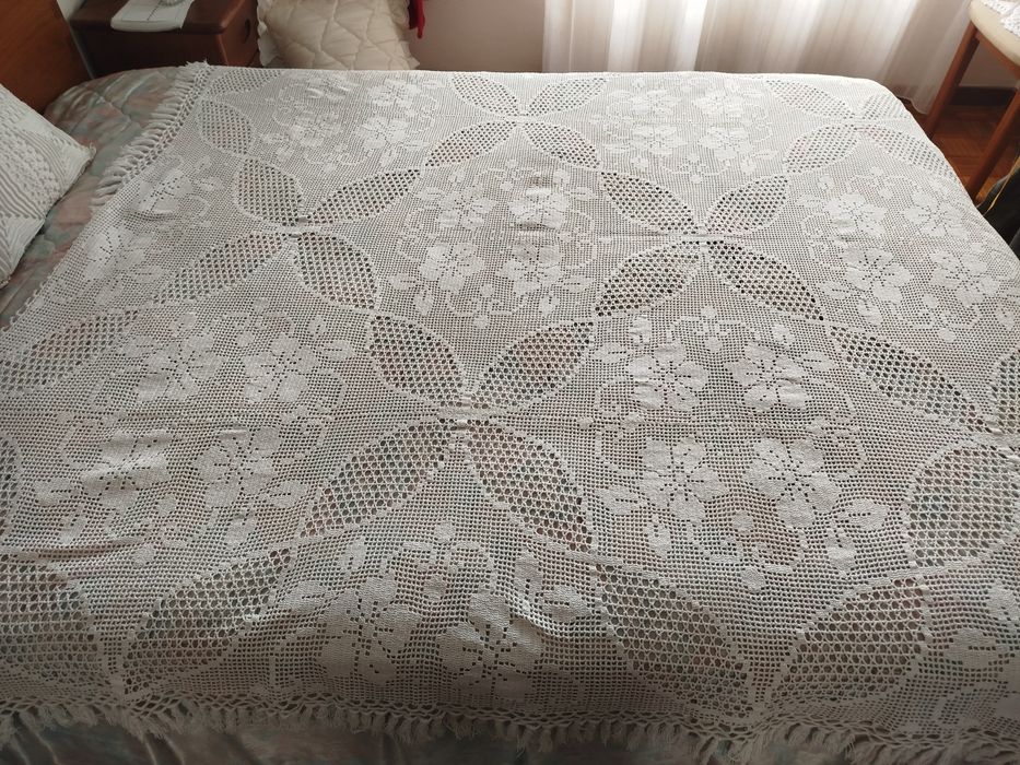 Colcha de renda crochet.
