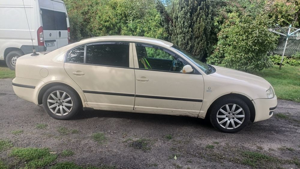 Škoda Superb