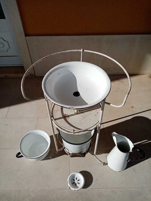 Lavatorio Antigo Branco