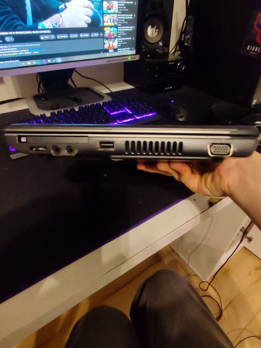 Asus W5000 2004r