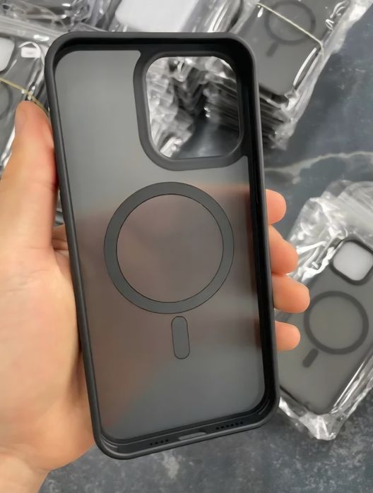 Чохол iPhone 14 Pro Black Matte з MagSafe - гібридний захист