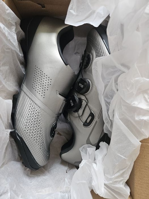 Взуття нове Shimano XC702, 43 розмір,