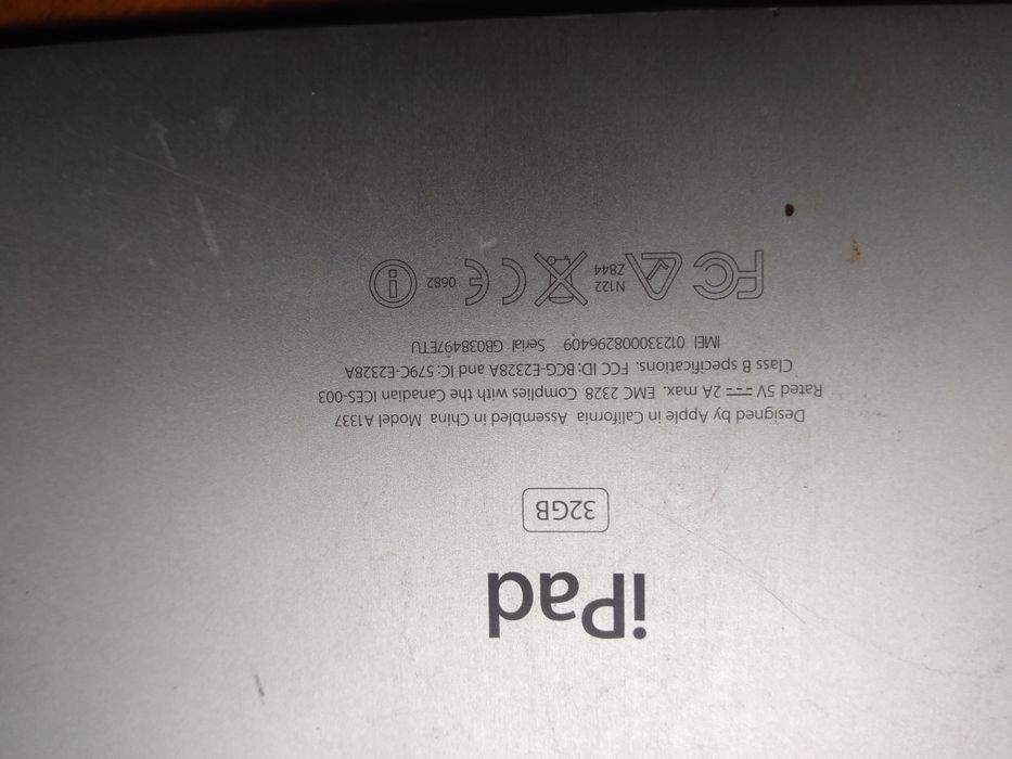 Apple iPad 3 geração 32gb para peças ou reparação