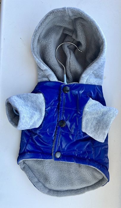 Продам одяг для маленької собачки розмір S