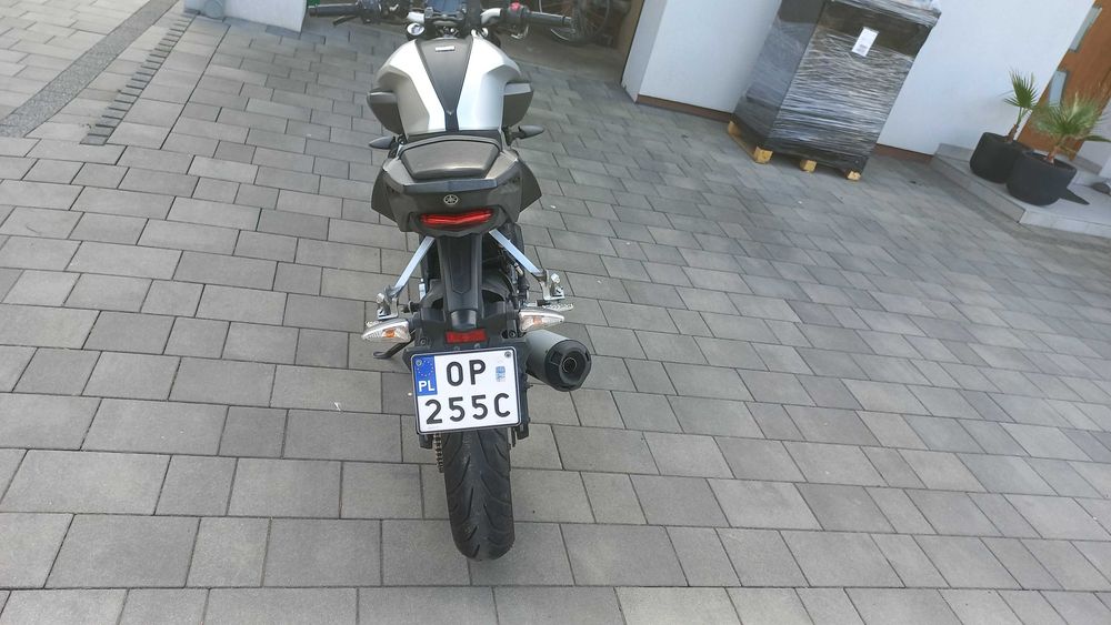 Motocykl Yamaha MT-125