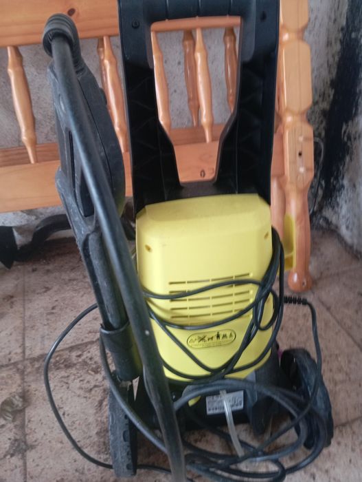 Máquina de pressão de água