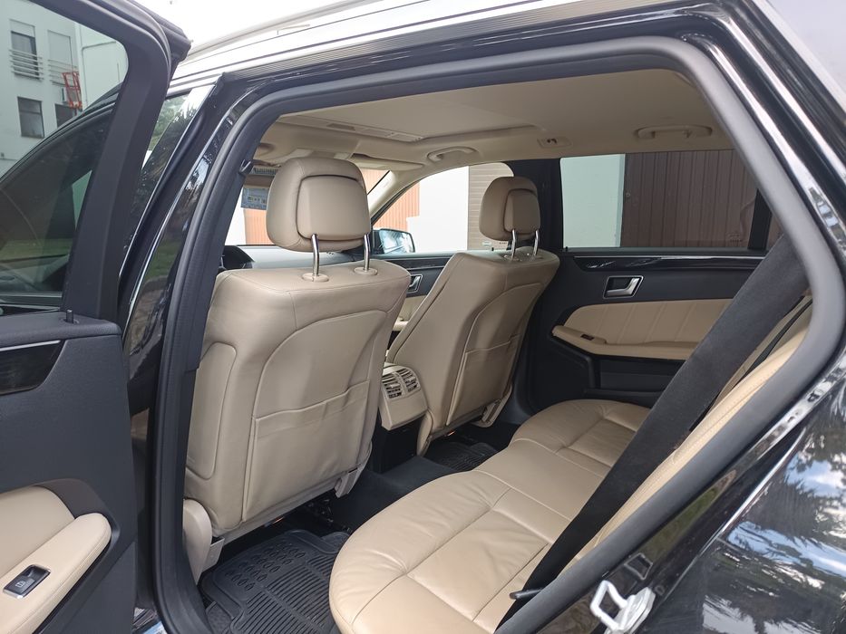 Mercedes E 220 ano 2012