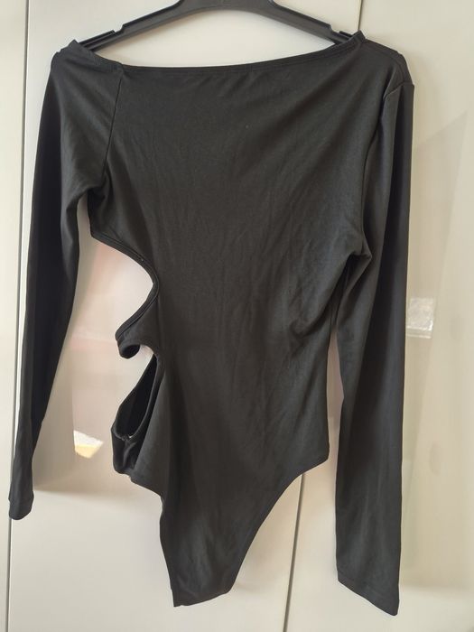Czarne body shein