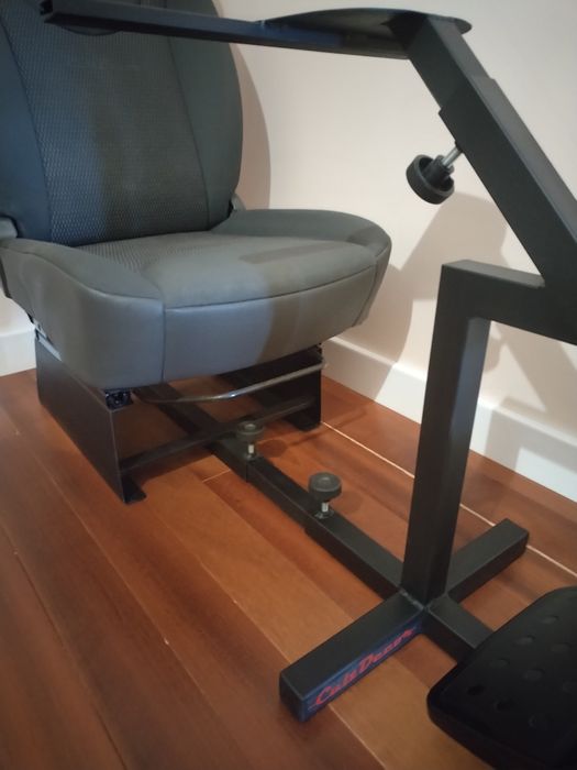 Playseat Cockpit Racing Simulator - PC PlayStation64729425465091121