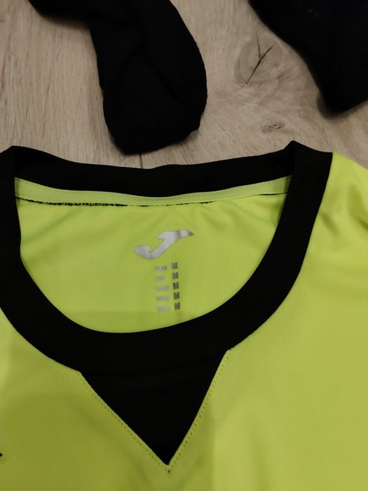 Stroje sędziowskie joma