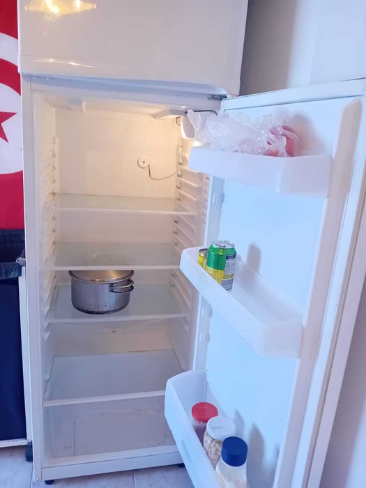 Frigorífico usado com novo