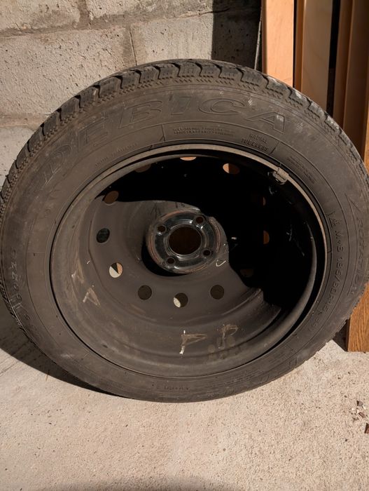 Komplet kół zimowych 185/60 R15