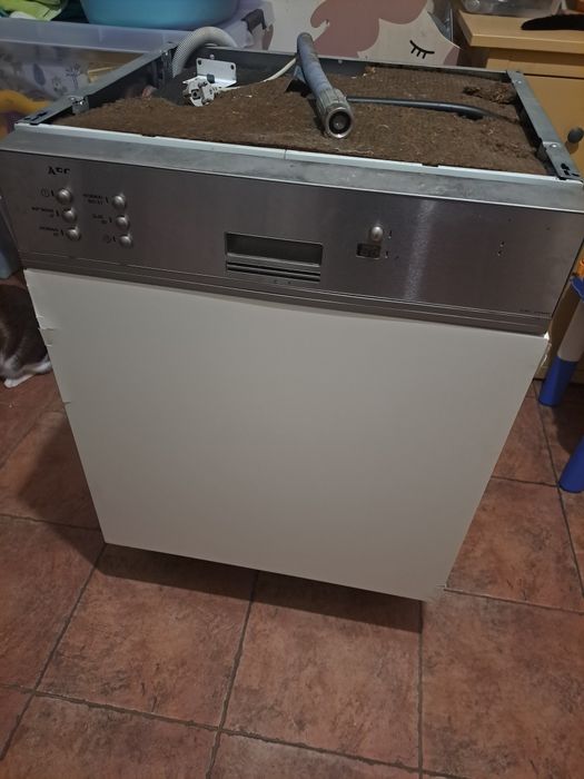 Maquina lavar loiça encastrar AEG
