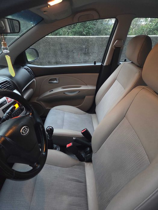 Carro em bom estado como se ve nas fotos