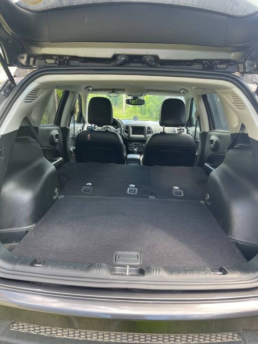 Jeep compass latitude 2018