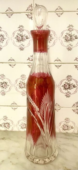 Garrafa em cristal lapidada