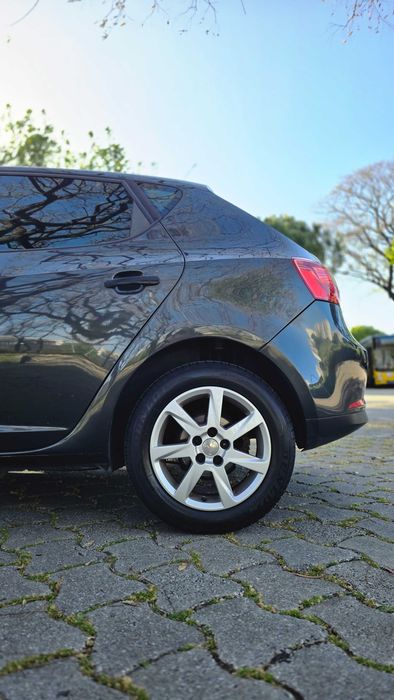 SEAT Ibiza — fotografia 8