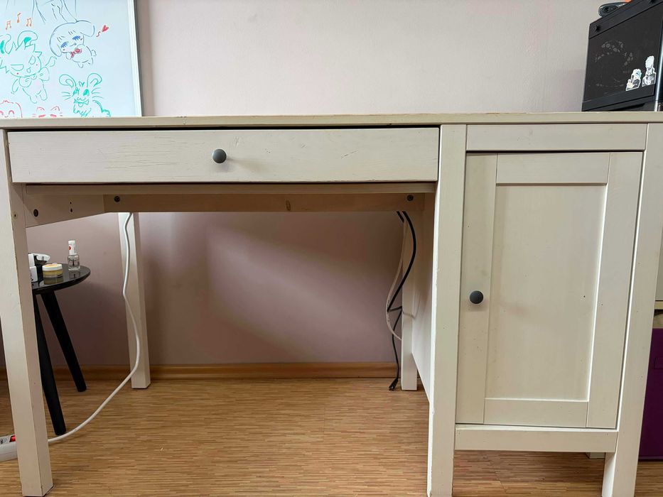 Szafa Ikea Hemnes krem + biurko gratis