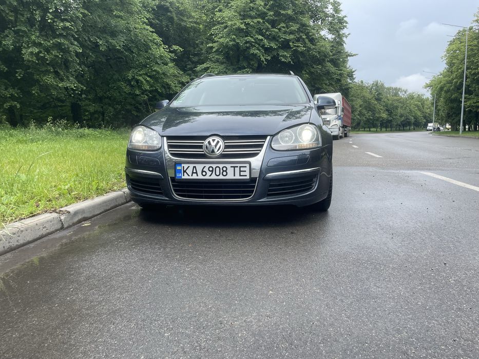 Гольф 5 універсал