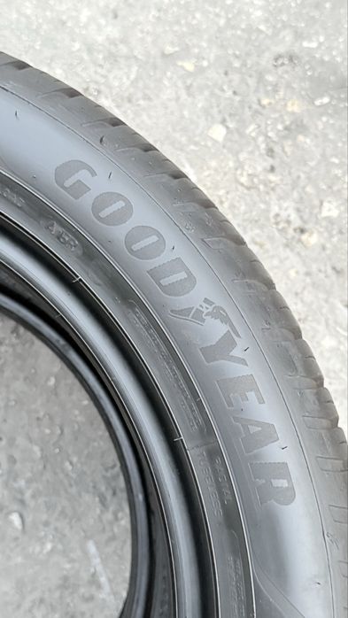 Pneus 245/50r19 Goodyear Vector 4 Seasons com 85% piso