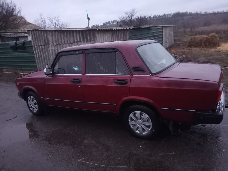 Авто в хорошому стані, сів та поїхав двигун після капітального ремонту, гальмівні колодки та барабани нові, по електриці все працює, гарна музика. Свіже страхування гарна гума по ходові все чудово, продаж  за тхп. Інші питання за телефоном +38********80