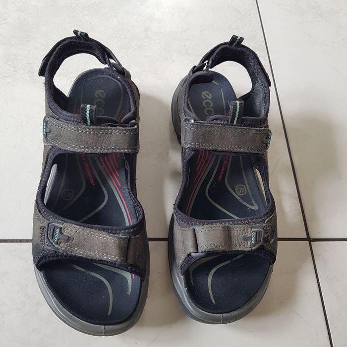 Sandałki Ecco r 40