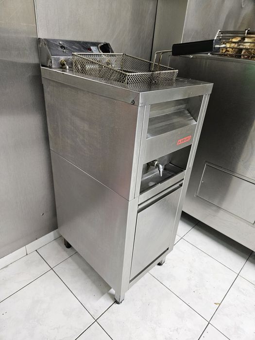 Fritadeira eléctrica 12L