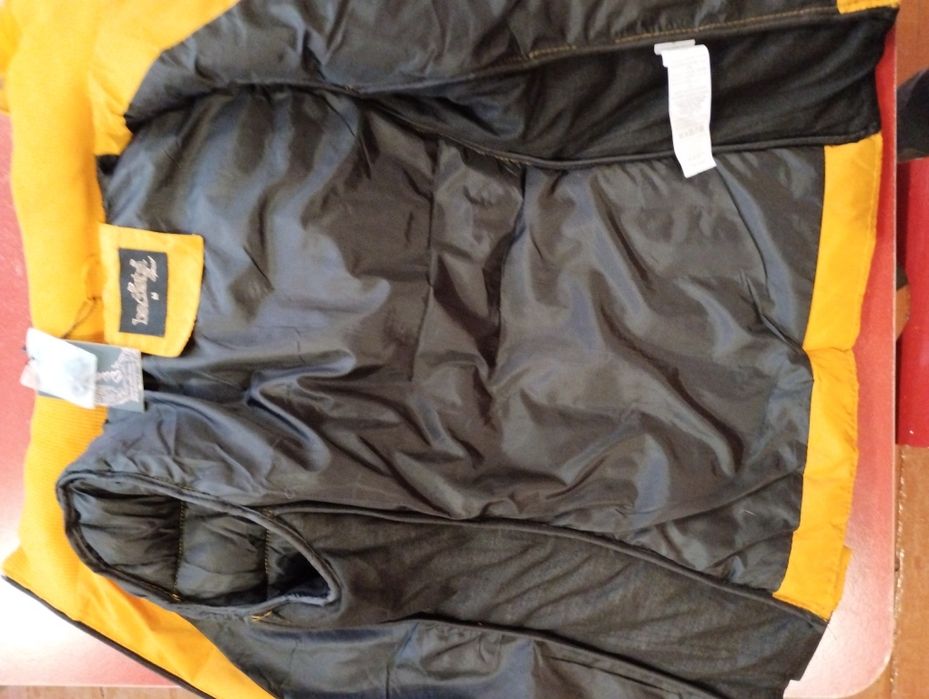 Курточка зимняя женская