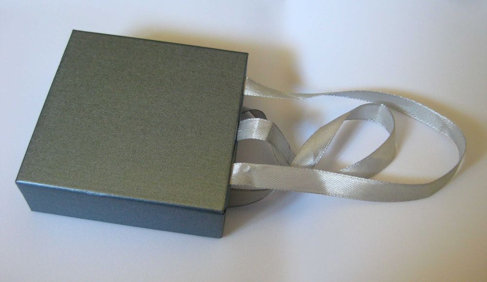 Alfinete / Broche/ Pregadeira Avião NOVO