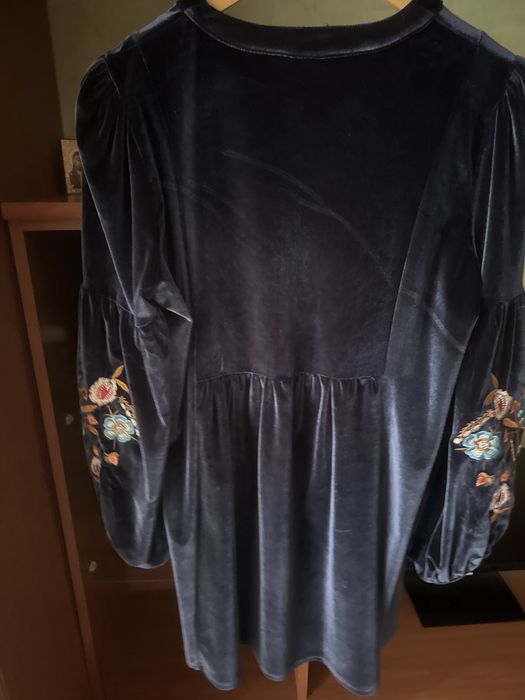 Продам вишите плаття!