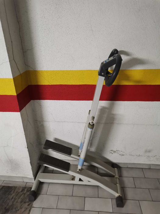 Máquina de Exercícios (Escadas)