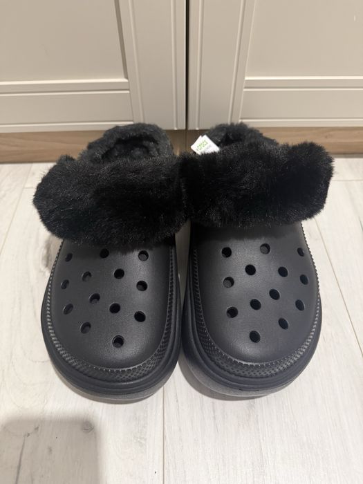 Klapki damskie Crocs Stomp Lined  r. 42-43 11 Nowe Czarne Futerko