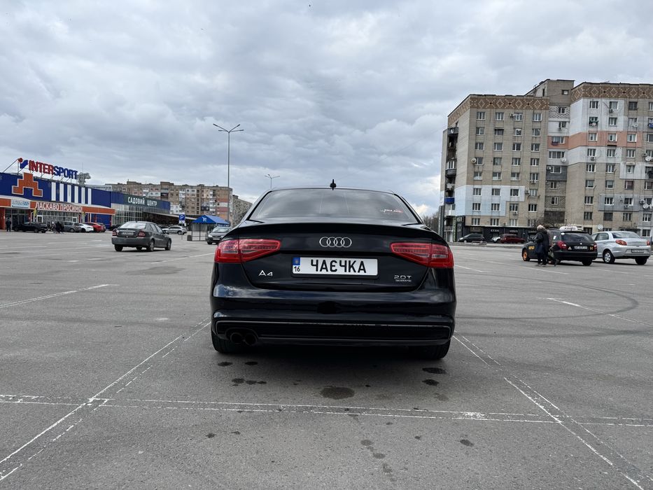Продам Ауді А4 2015