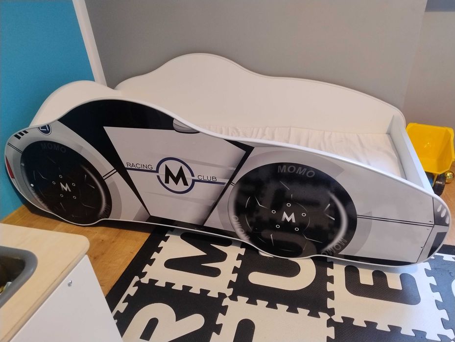 Łóżko dziecięce samochód