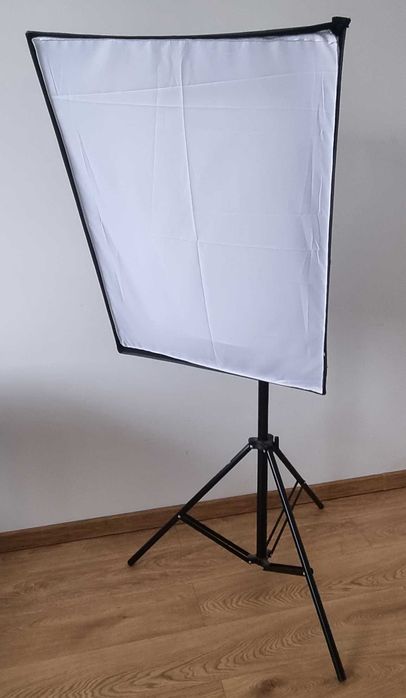 Zestaw oświetleniowy Quadralite VideoLED 600 x2 + softboxy + statywy