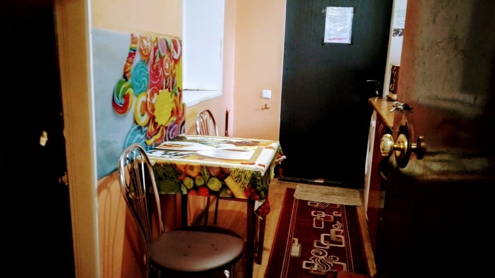 Посуточно 1 к.кв.Соборная/Макдональдс WI-FI, 2 кровати, докум, центр,