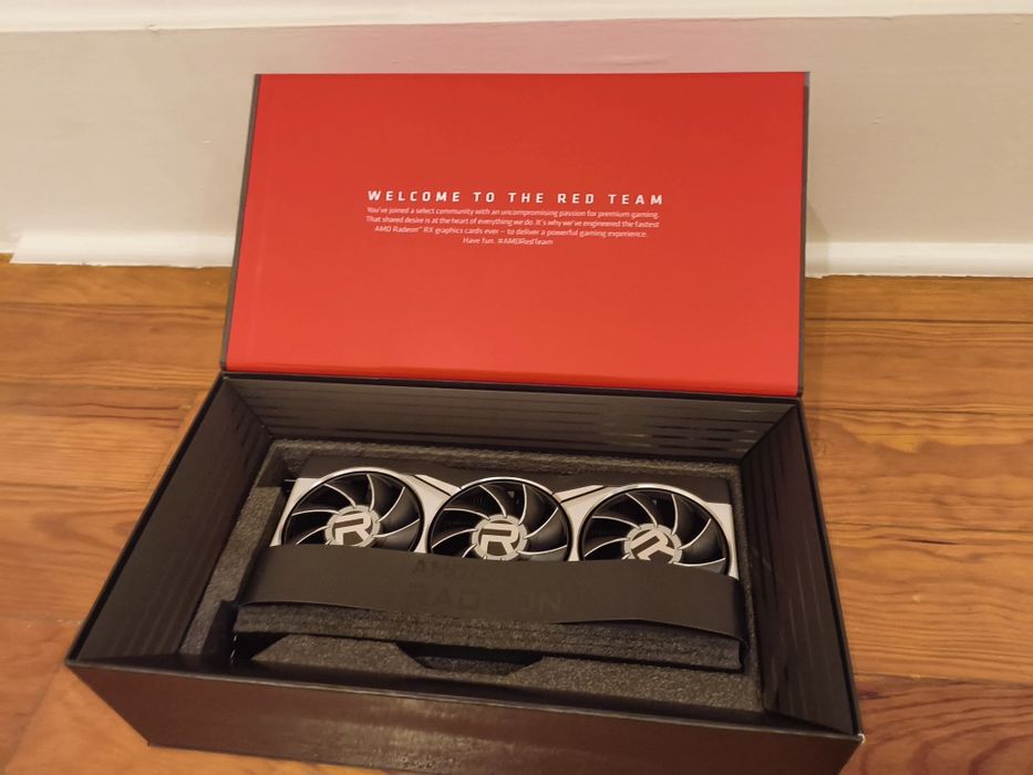 AMD Radeon RX 6900 XT [Like New]64354157028994121