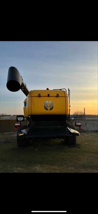 Комбайн New Holland 8.80
