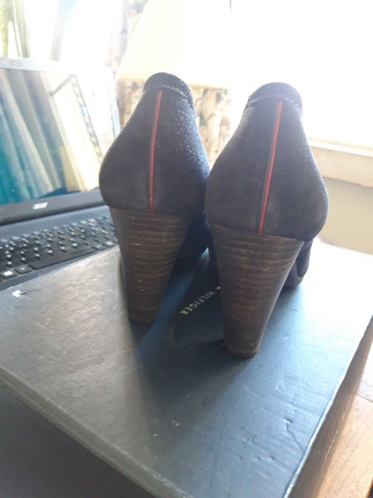Sapatos da Tommy Hilifiger nº 39 azuil novos
