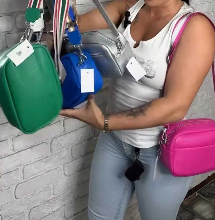 На подарунок для дівчини. Нова.