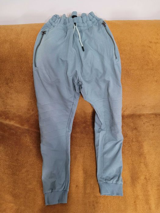 Zestaw 6 par spodni, 2 pary spodenek i bluza chłopięca r. 170