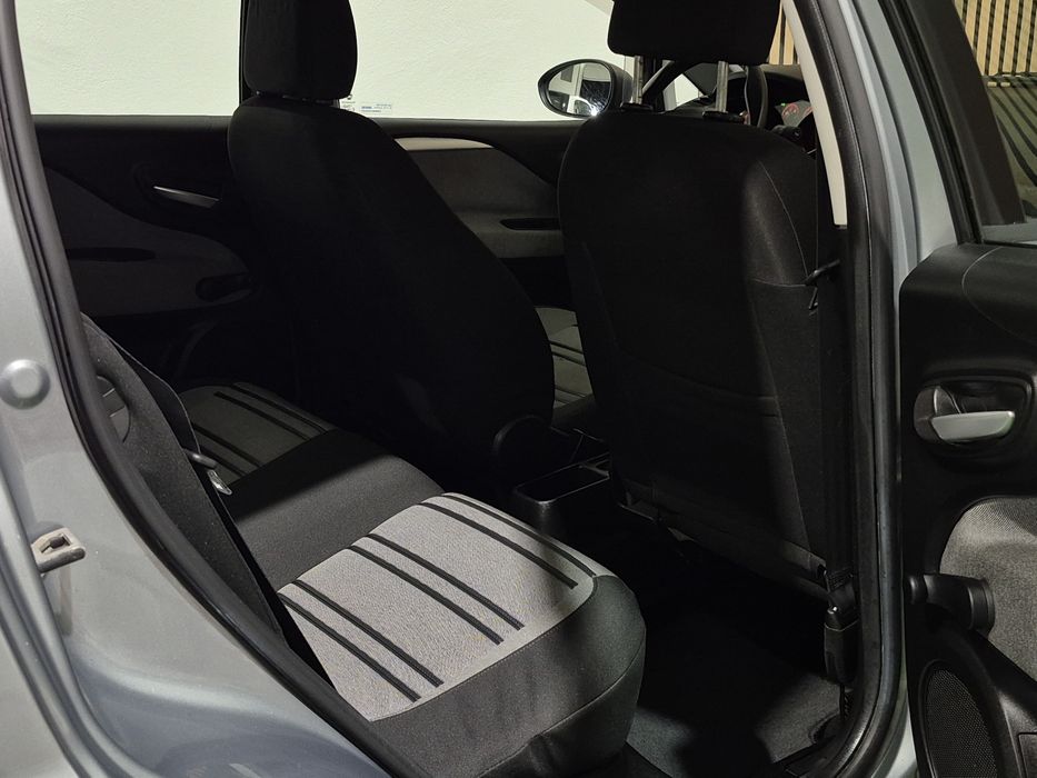 Fiat Punto 1.4 - 60.000KM | GARANTIA | NACIONAL