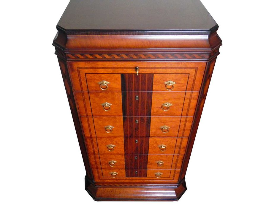 Camiseiro cerejeira excelente trabalho de embutidos