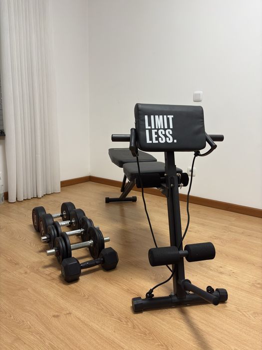 Conjunto de musculação – Banco + Halteres 7,5/10/15 kg