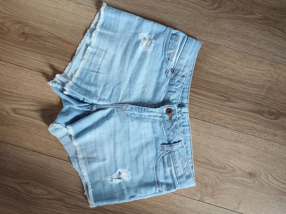 Krótkie jeansowe spodenki S